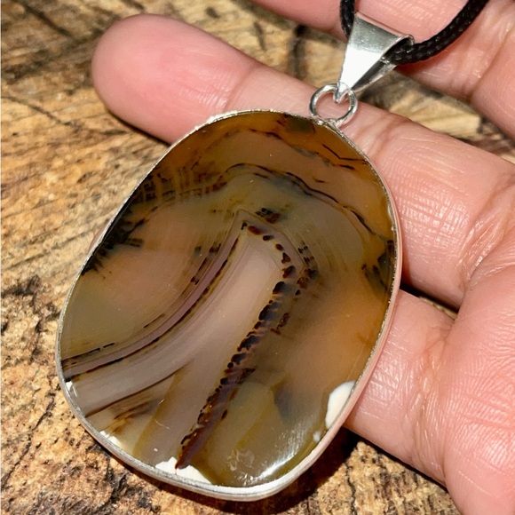 Montana Fire Agate Pendant 2 1/2” - Picture 9 of 10